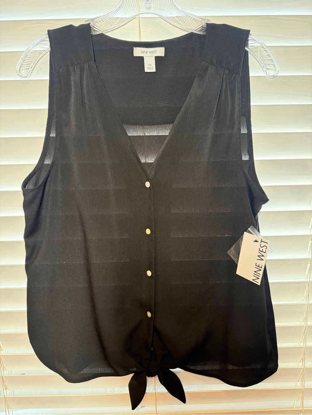 Nine West Black Sleeveless Button-Front Tie-Hem V-Neck Camisole